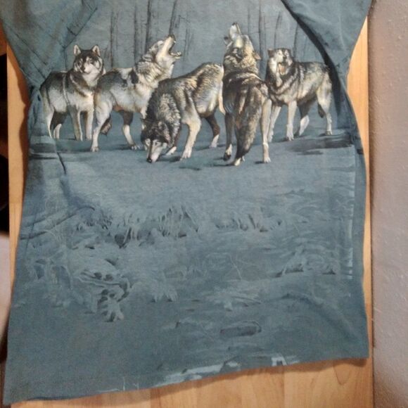 Vintage Habitat Winter Wolves AOP T-Shirt - Picture 3 of 10